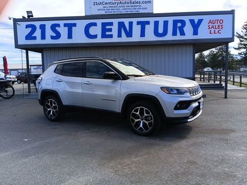 Used 2025 Jeep Compass Limited image 1
