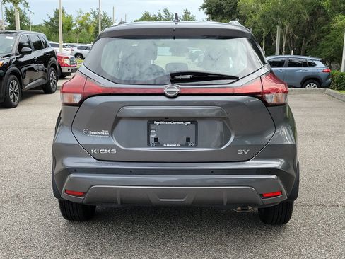 Certified 2022 Nissan Kicks SV FWD image 7