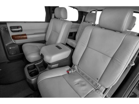 Used 2020 Toyota Sequoia Platinum w/ Preferred Accessory Package AWD/4WD image 13