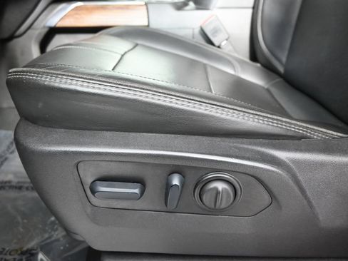 Used 2023 Chevrolet Silverado 3500 High Country AWD/4WD image 22