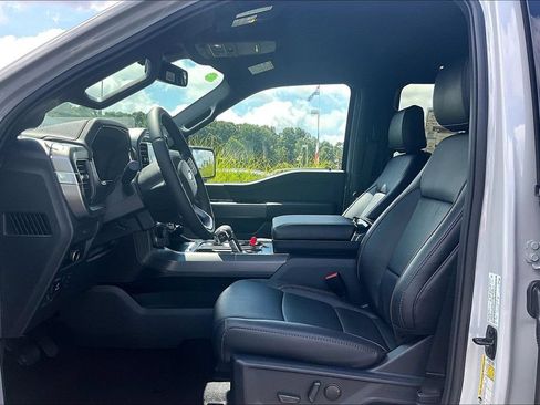 New 2026 Ford F150 Lariat w/ Equipment Group 501A Mid AWD/4WD image 9