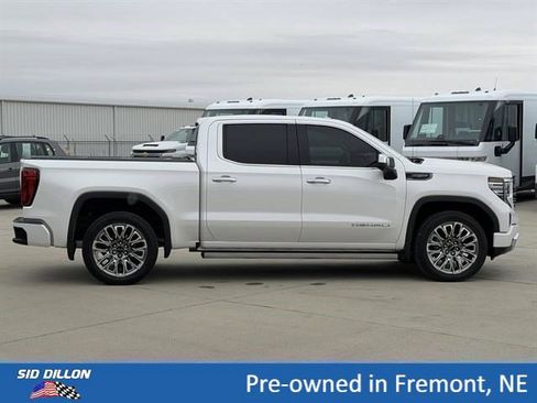 Certified 2023 GMC Sierra 1500 Denali Ultimate AWD/4WD image 3