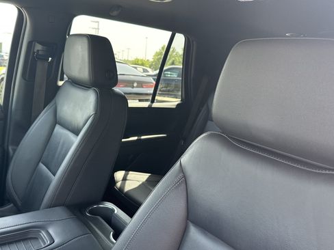 Used 2023 Chevrolet Tahoe Z71 w/ Luxury Package AWD/4WD image 18
