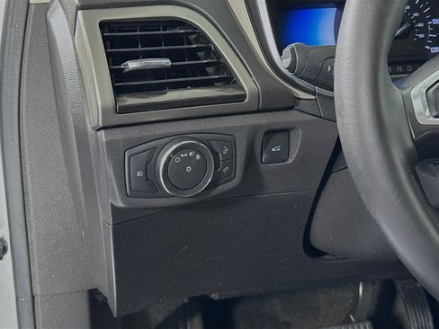 Used 2013 Ford Fusion SE image 10