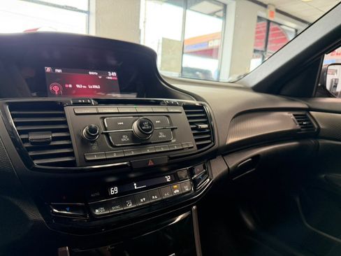 Used 2016 Honda Accord Sport image 47