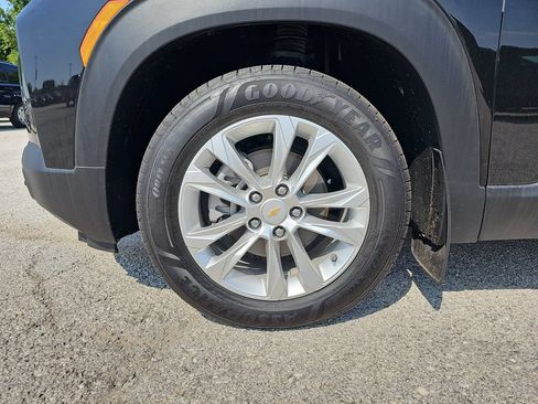 Used 2023 Chevrolet TrailBlazer LS FWD image 34