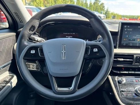 Used 2022 Lincoln Corsair Reserve w/ Equipment Group 201A AWD/4WD image 13