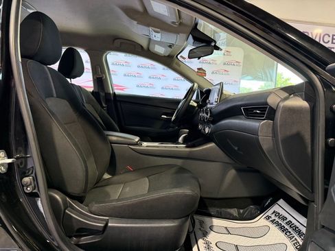 Used 2024 Nissan Sentra SV image 36