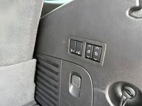 Used 2018 Cadillac Escalade Premium Luxury w/ LPO, Radiant Package image 42