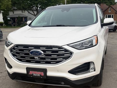 Used 2019 Ford Edge Titanium w/ Equipment Group 301A AWD/4WD image 5