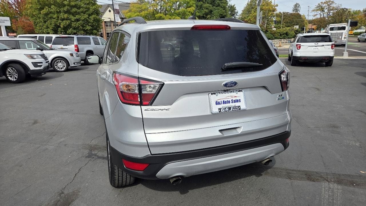 Used 2018 Ford Escape SE AWD/4WD image 10