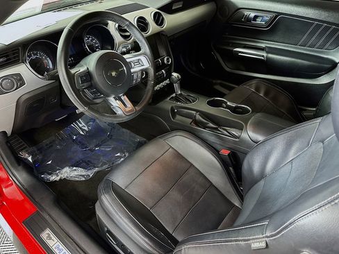 Used 2015 Ford Mustang GT Premium image 29