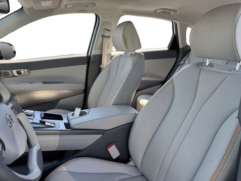 Used 2020 Hyundai Nexo Limited FWD image 9