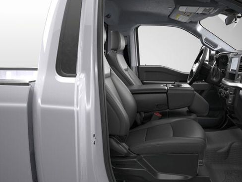 New 2026 Ford F350 XLT w/ Snow Plow/Camper Package image 27