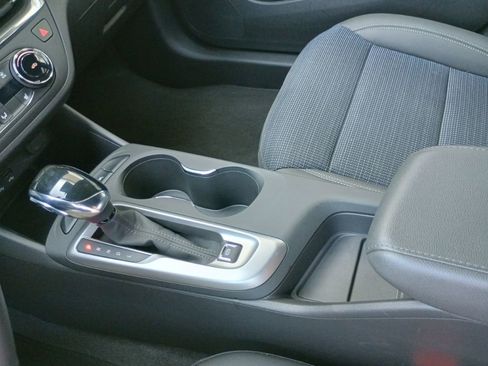 Certified 2025 Buick Envista Preferred w/ Convenience I Package image 23