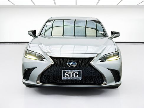 Used 2023 Lexus ES 300h F Sport w/ Accessory Package (Z2) FWD image 2