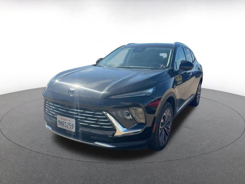 Used 2024 Buick Envision Preferred image 3