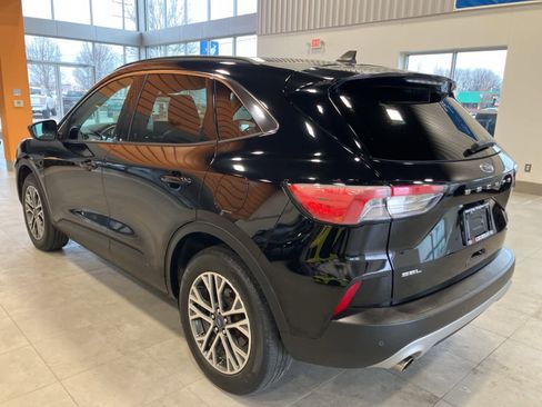 Used 2020 Ford Escape SEL image 7