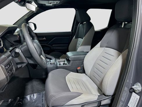 Used 2024 Toyota Tacoma TRD Sport image 17