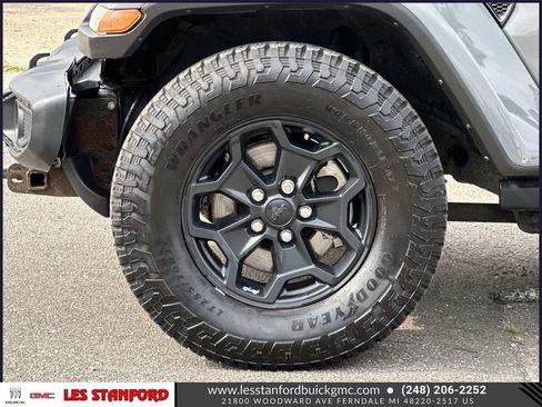 Used 2021 Jeep Gladiator Sport AWD/4WD image 10