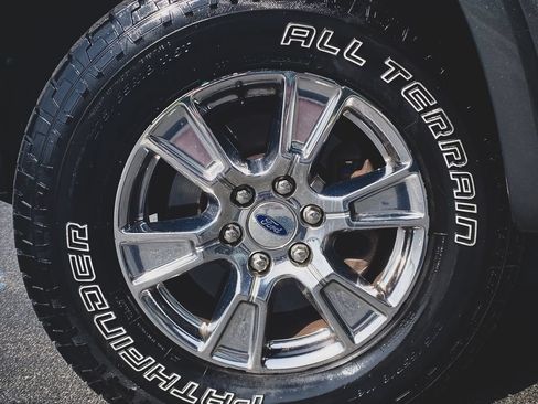 Used 2016 Ford F150 Lariat AWD/4WD image 4