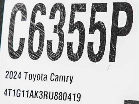 Used 2024 Toyota Camry SE FWD image 26
