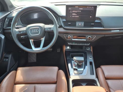 Used 2023 Audi Q5 e Premium Plus w/ Premium Plus Package AWD/4WD image 13