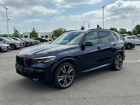 Used 2022 BMW X5 M50i AWD/4WD image 1