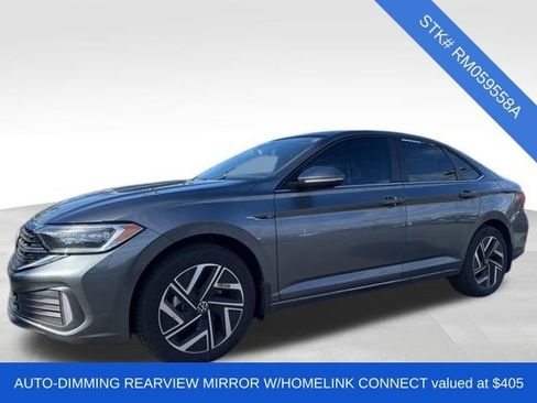 Used 2024 Volkswagen Jetta SEL image 2