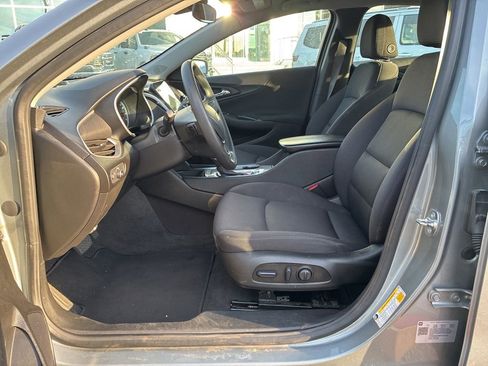 Used 2024 Chevrolet Malibu LT FWD image 13