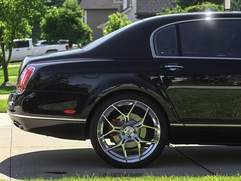 Used 2012 Bentley Flying Spur Flying Spur AWD/4WD image 8