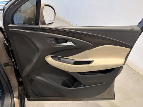 Used 2019 Buick Envision Essence image 33