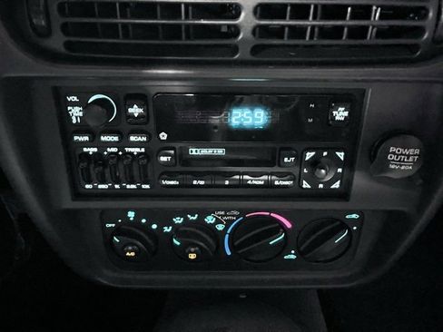 Used 1999 Plymouth Prowler image 15