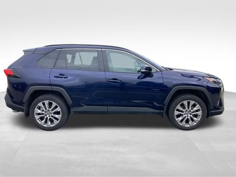 Used 2024 Toyota RAV4 XLE Premium image 6