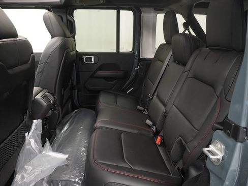 New 2026 Jeep Wrangler Unlimited Rubicon AWD/4WD image 17