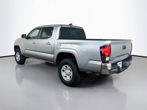 Used 2023 Toyota Tacoma SR5 RWD image 7