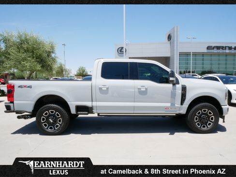 Used 2026 Ford F250 Platinum AWD/4WD image 11