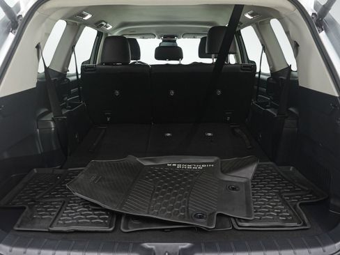 Used 2025 Toyota Grand Highlander AWD image 9