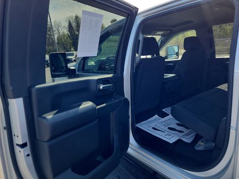 Used 2022 Chevrolet Silverado 2500 LT w/ Convenience Package AWD/4WD image 27