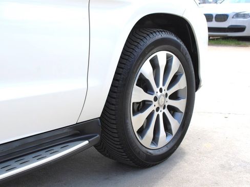 Used 2017 Mercedes-Benz GLS 450 4MATIC image 14