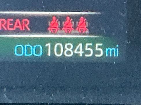 Used 2020 Toyota RAV4 LE image 21