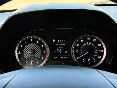 Used 2019 Hyundai Veloster 2.0 FWD image 27