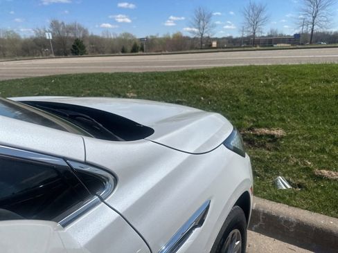 Used 2024 Buick Enclave Avenir w/ Avenir Technology Package image 19