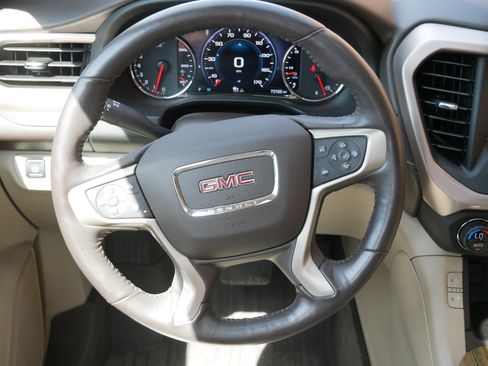 Used 2017 GMC Acadia Denali w/ Technology Package AWD/4WD image 16