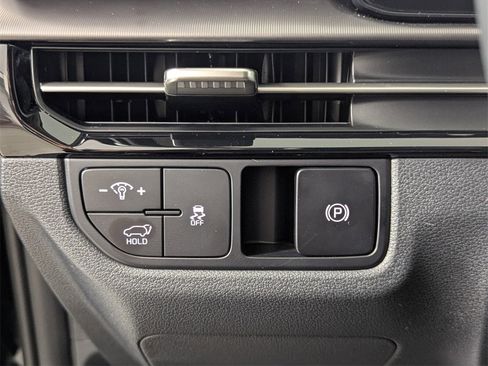 New 2026 Kia Sportage EX image 13