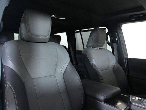 Used 2025 Lexus GX 550 image 16