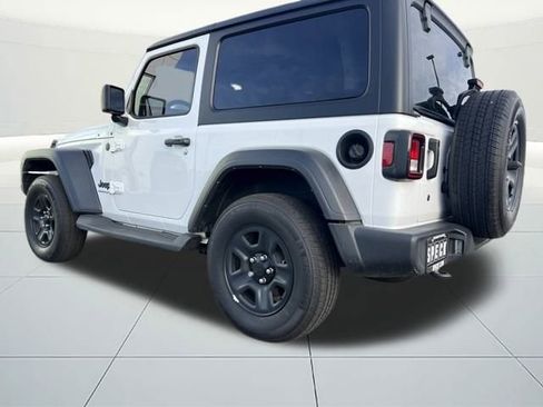 Used 2023 Jeep Wrangler Sport image 3