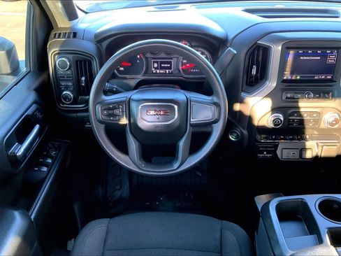 Used 2024 GMC Sierra 2500 Pro image 5