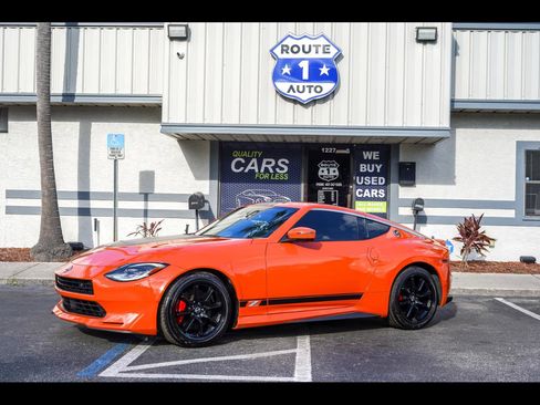 Used 2024 Nissan Z Performance w/ Heritage Edition RWD image 1