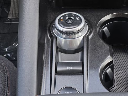 Used 2025 Ford Explorer Active RWD image 28